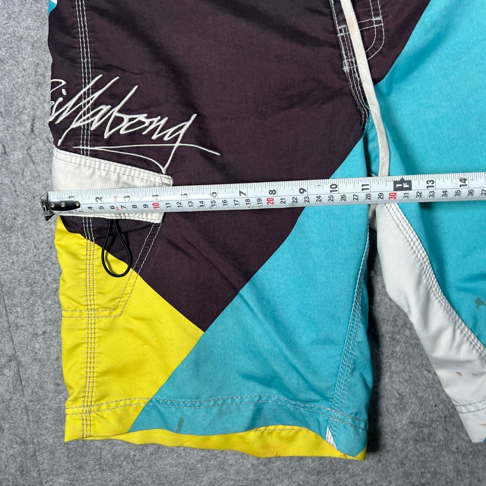 Billabong board shorts mens 32 Multicolor geometric surf swim trunks beachwear - Picture 14 of 16